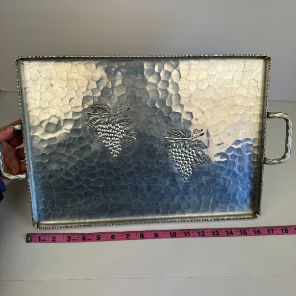 Vtg Hammercraft Hand Hammered Aluminum Serving Tray Handles Grape Design Texture - Picture 8 of 11